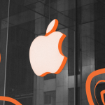 Apple не відмовиться від Liquid Glass — інтерфейс вдосконалюватимуть роками