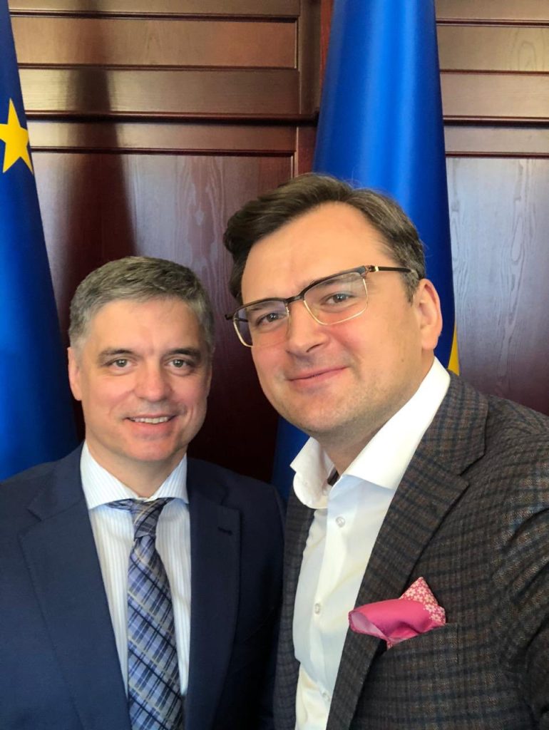 Дмитрий Кулеба Развод: подробности личной жизни и влияния на карьеру
