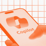 Copilot від Microsoft тепер сам себе перевіряє