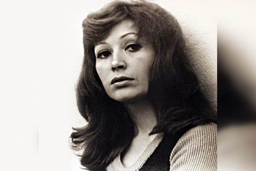 Алла Пугачова В Молодості: Путь к Звездному Вершине
