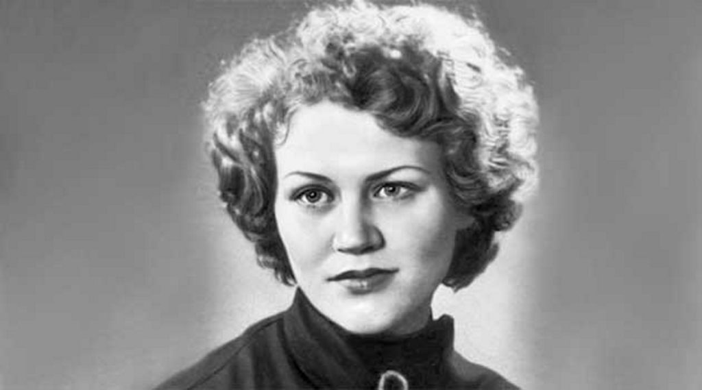 Ліна Костенко Біографія: життя, творчість і вплив