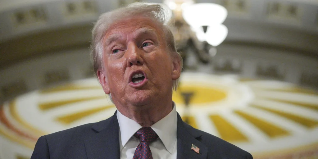 Скільки Років Трампу: Детальна інформація про вік Дональда Трампа, його біографію, особисте життя та кар'єру