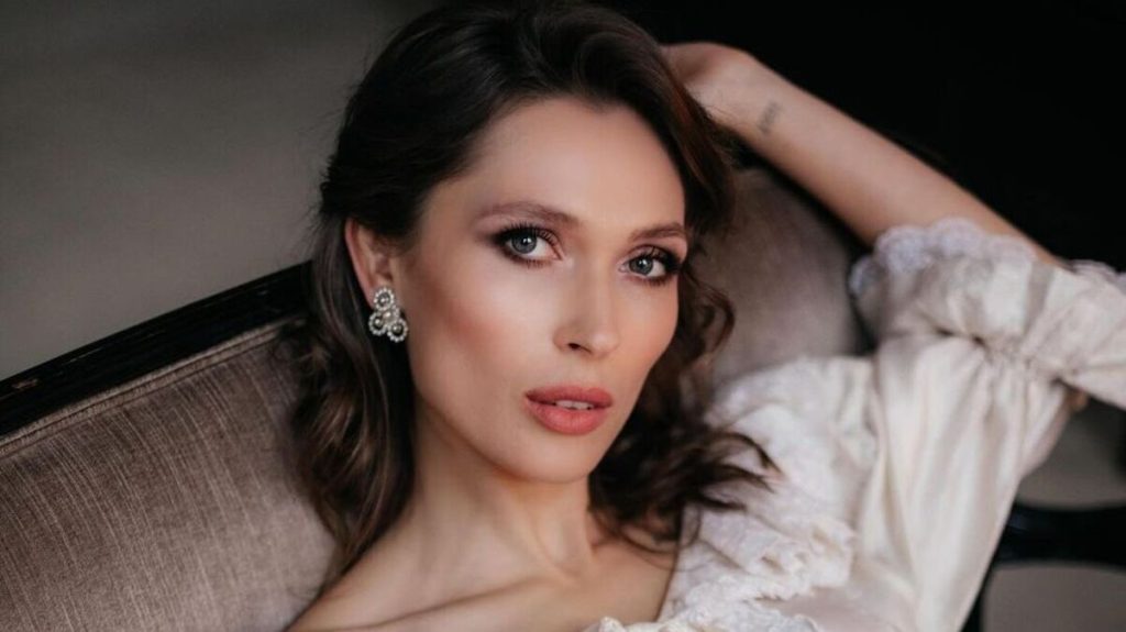 Олена Світлицька Особисте Життя: детальний огляд біографії та кар'єри
